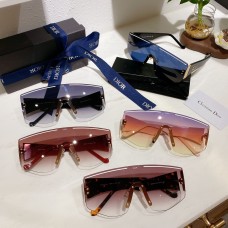 DIOR 2233