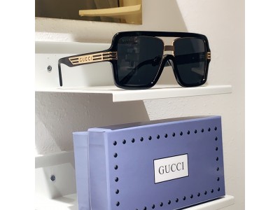 GUCCI 0900S