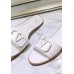 V sandals